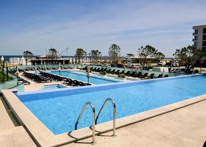 Apartman One Seaview - Infinity Pool & Năvodari