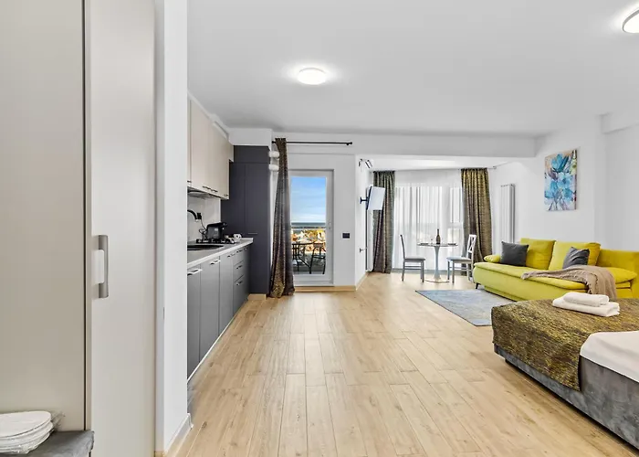 One Seaview - Infinity Pool &