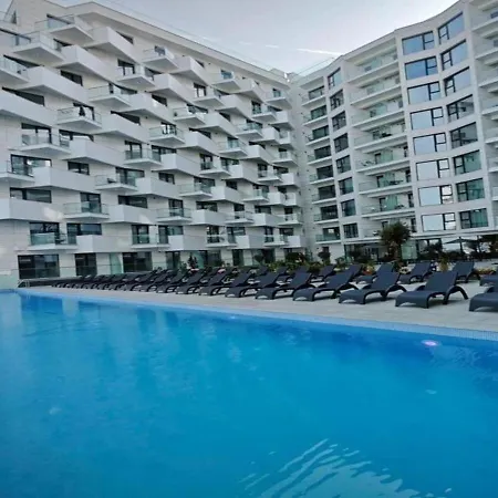 One Seaview - Infinity Pool & *