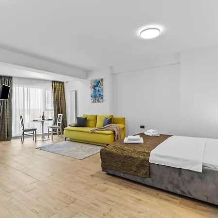 One Seaview - Infinity Pool & Navodari