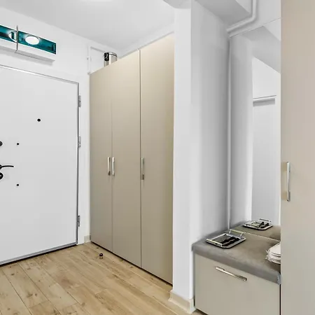 One Seaview - Infinity Pool & * Navodari