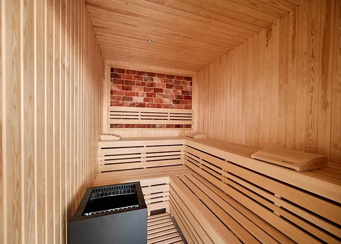 One Seaview - Infinity Pool & Daire *