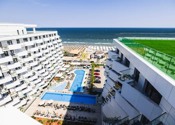 One Seaview - Infinity Pool & * Navodari