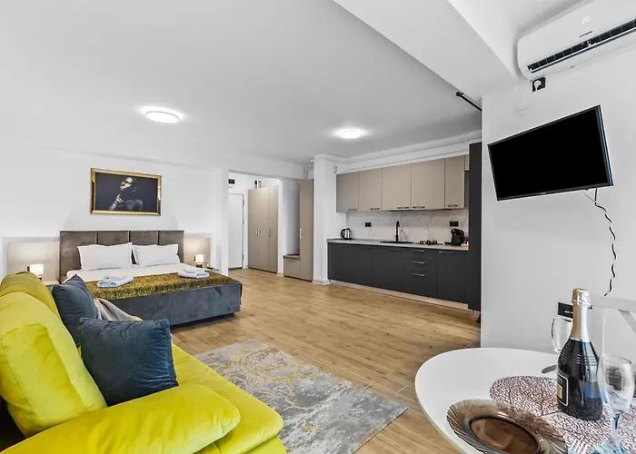 One Seaview In Infinity Pool &