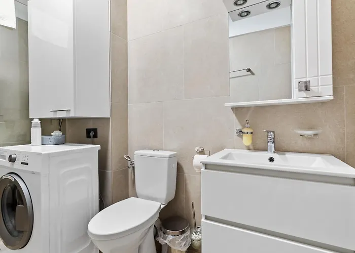 Daire One Seaview - Infinity Pool & Navodari